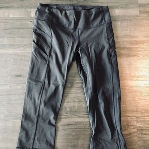 Lululemon black running crop pants